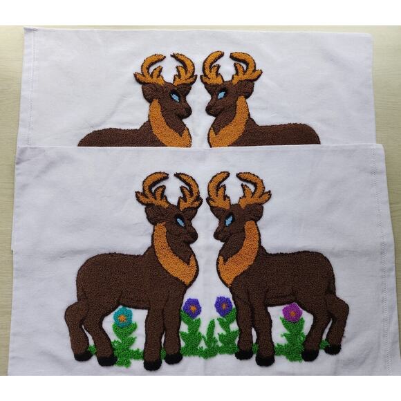 PILLOW COVERS-Crewel Stitch-Handmade-Reindeer-White Background16"x26"-Set of 2 - Picture 5 of 13